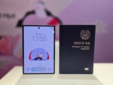 갤럭시 Z 폴드8 스펙 비교